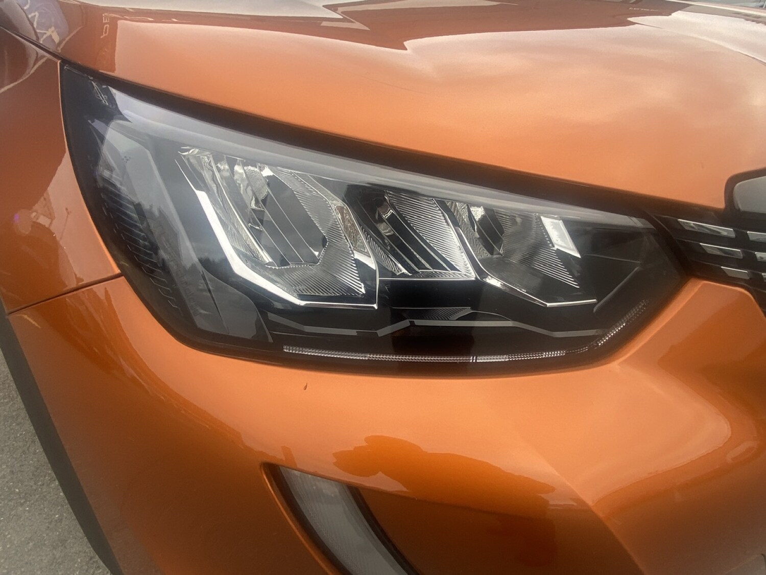 Used Peugeot 2008 2023 for sale - 76196000: Photo 5