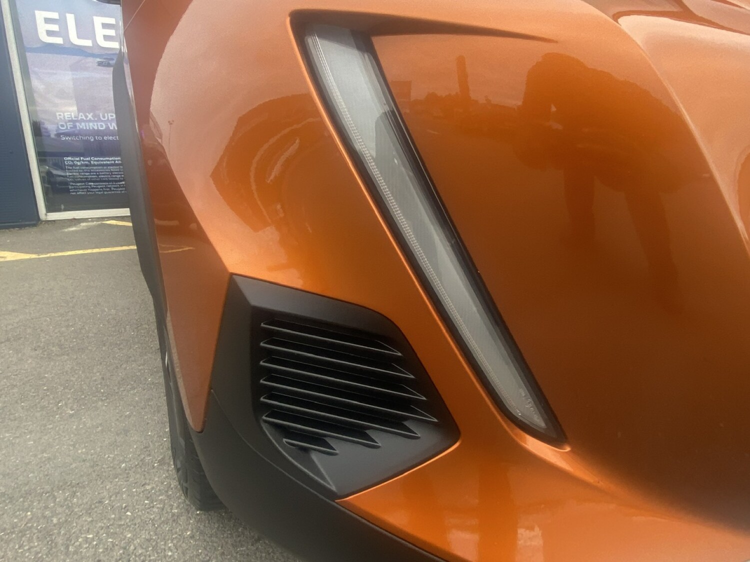 Used Peugeot 2008 2023 for sale - 76196000: Photo 6