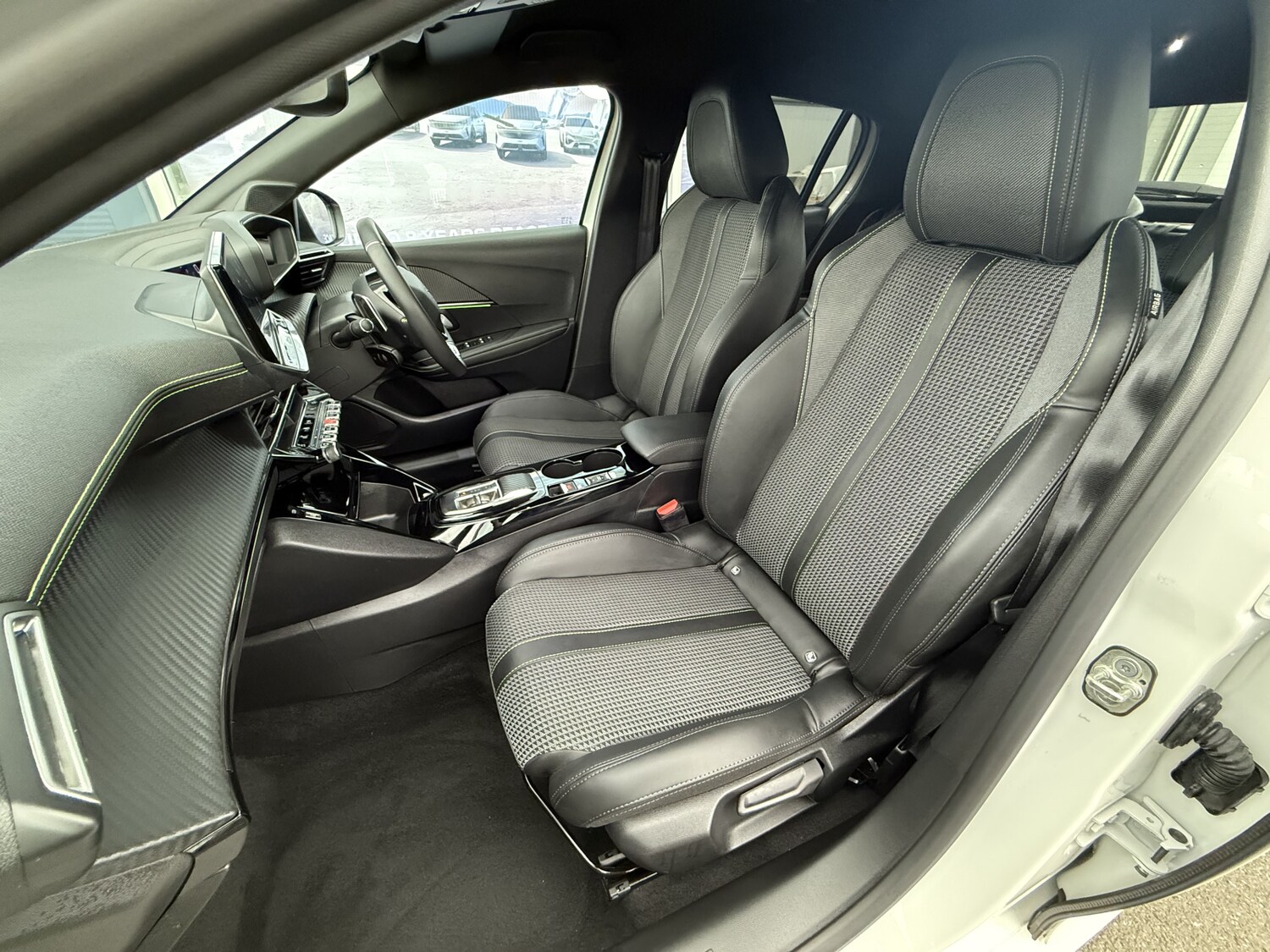 Used Peugeot 208 2022 for sale - 75910579: Photo 19