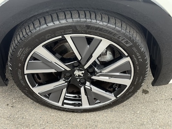 Used Peugeot 208 2022 for sale - 75910579: Photo
