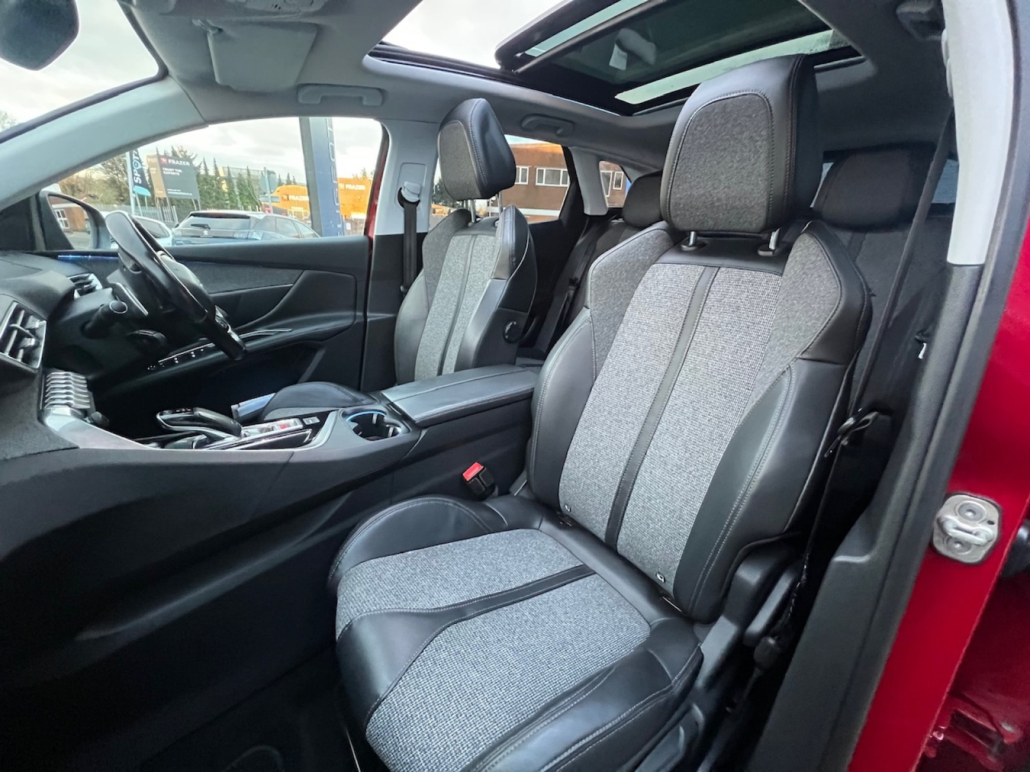 Used Peugeot 3008 2017 for sale - 76647897: Photo 15