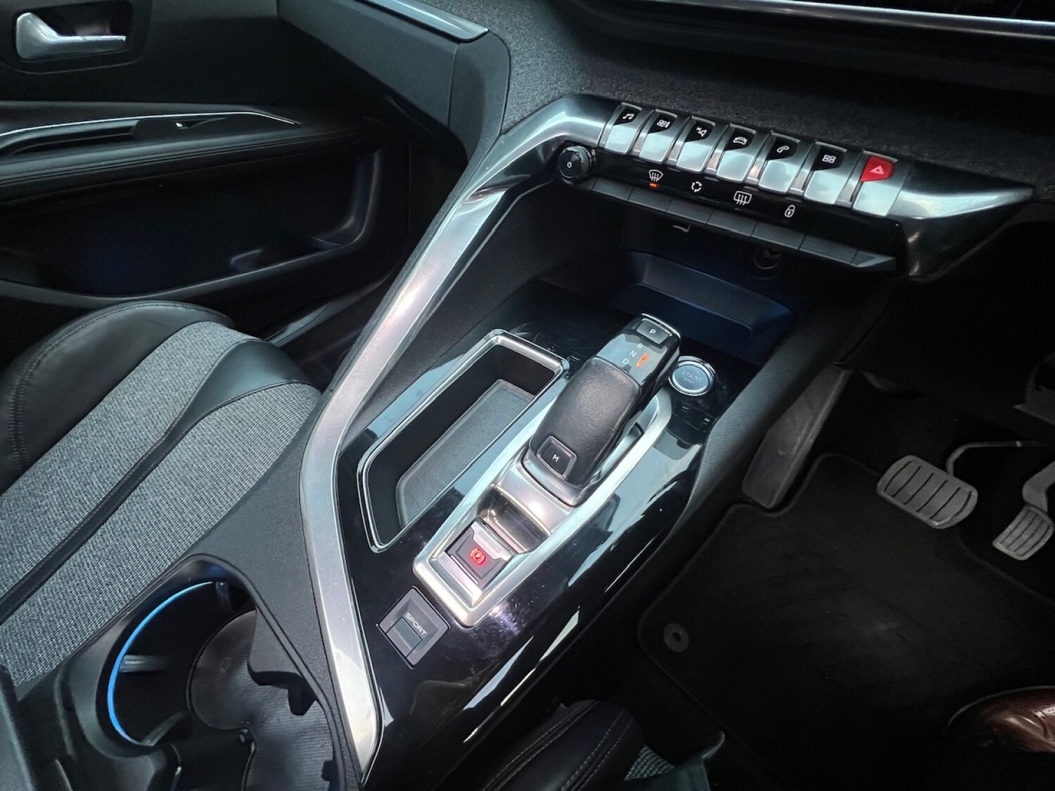 Used Peugeot 3008 2017 for sale - 76647897: Photo 18