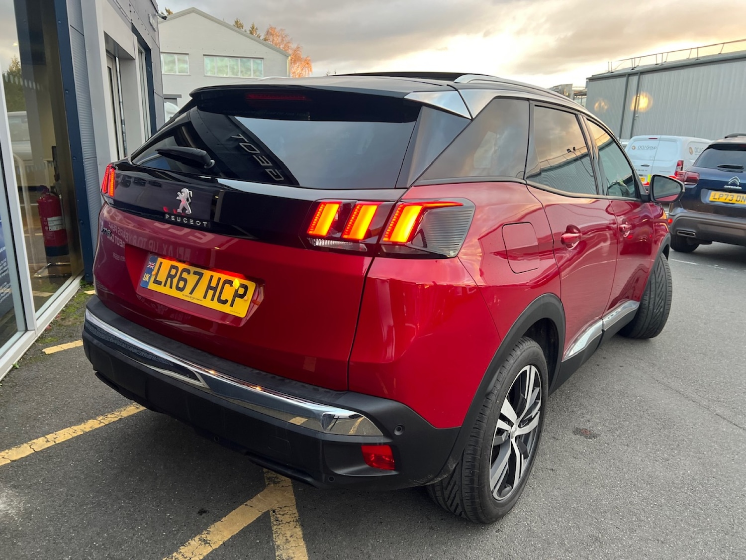 Used Peugeot 3008 2017 for sale - 76647897: Photo 6