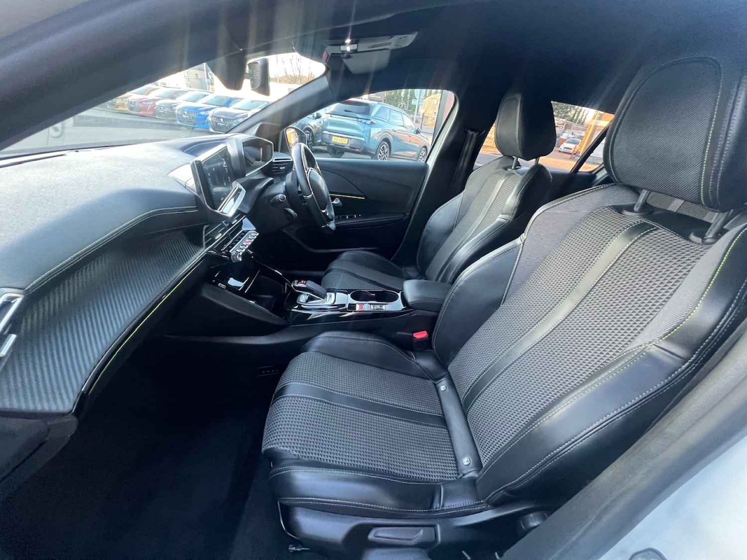 Used Peugeot 208 2021 for sale - 77457864: Photo 12