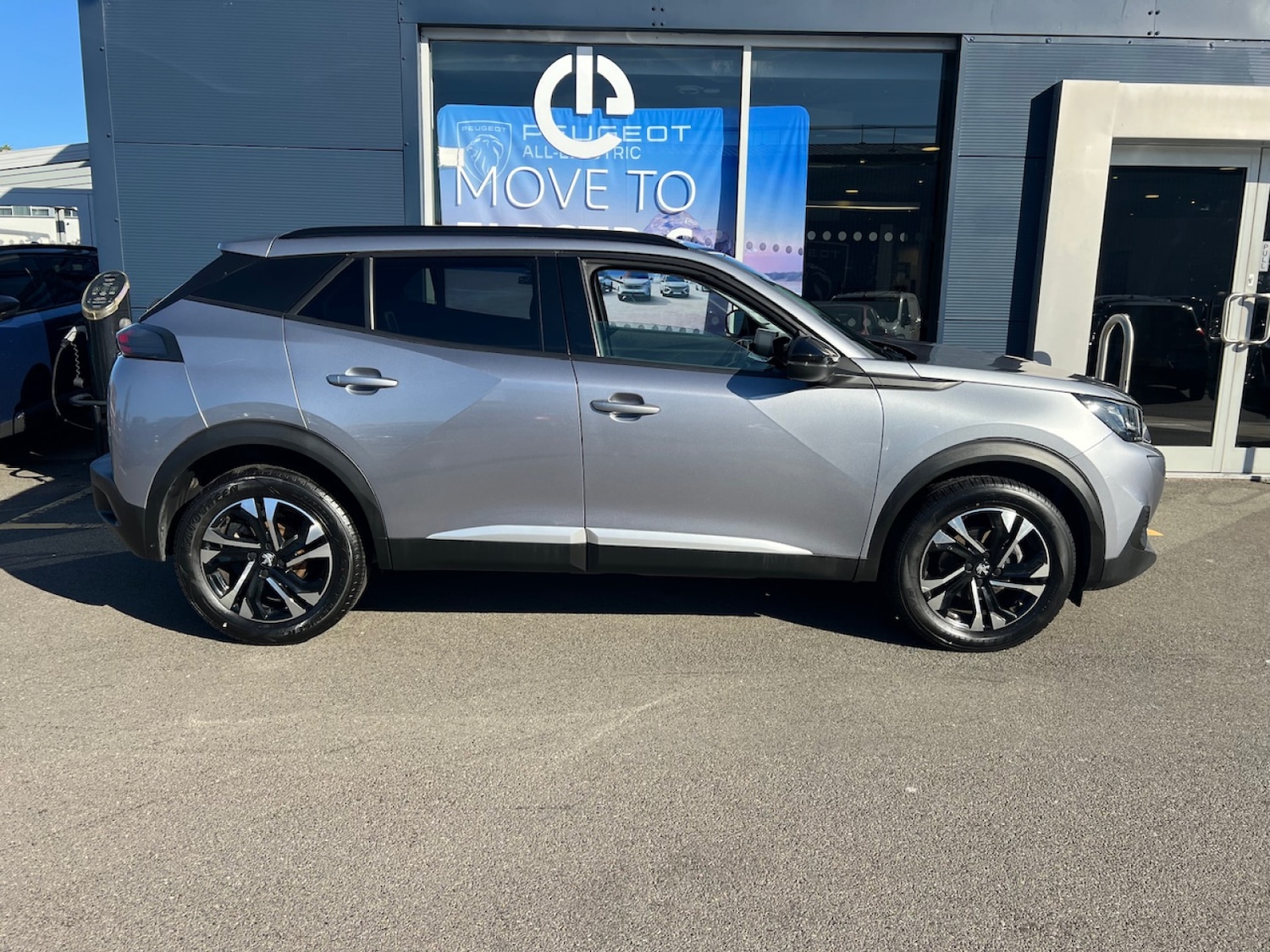 Used Peugeot 2008 2022 for sale - 76172290: Photo 9