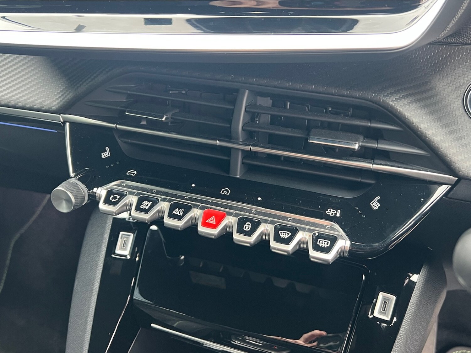 Used Peugeot 2008 2025 for sale - 77653129: Photo 25