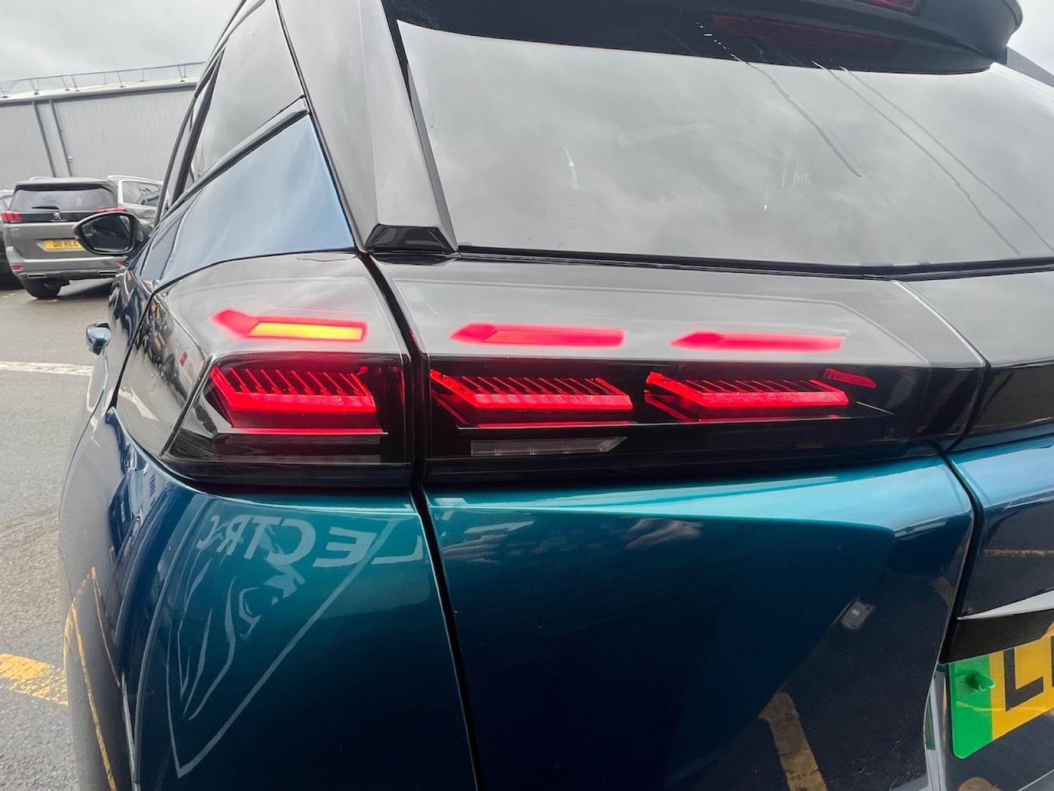 Used Peugeot 2008 2025 for sale - 77653129: Photo 9