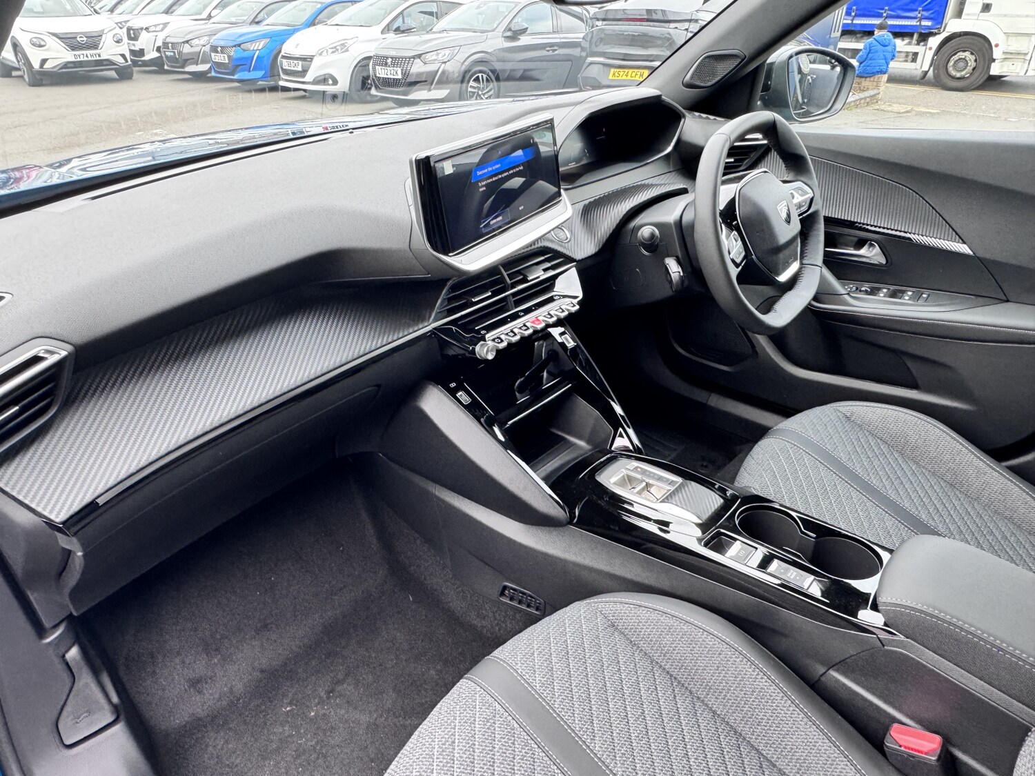 Used Peugeot 2008 2025 for sale - 76302325: Photo 20