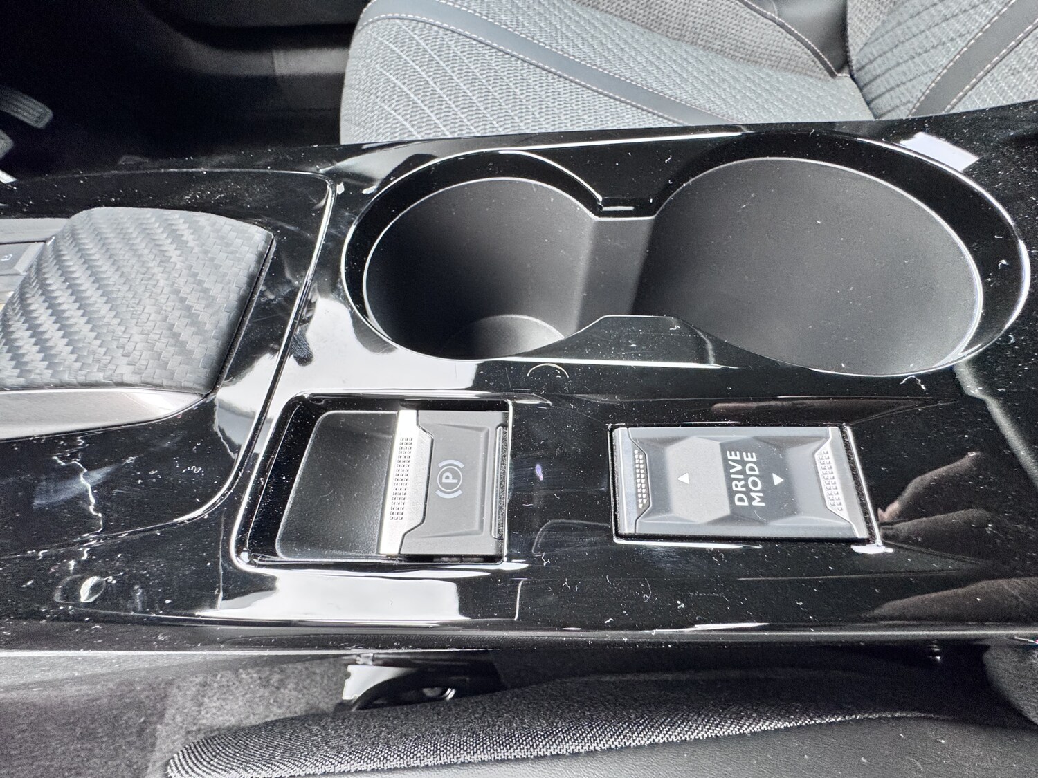 Used Peugeot 2008 2025 for sale - 76302325: Photo 24