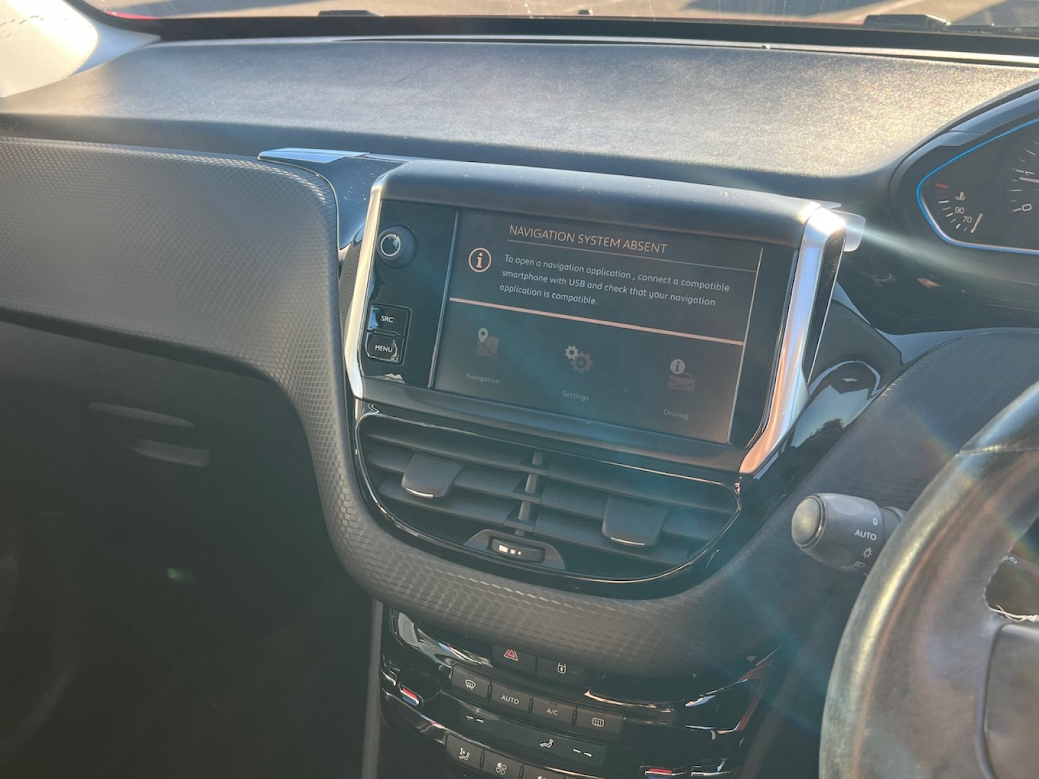 Used Peugeot 2008 2017 for sale - 76172347: Photo 19