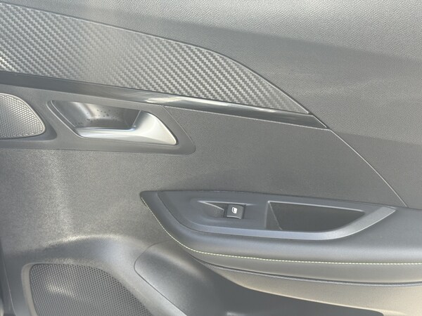 Used Peugeot 2008 2024 for sale - 75763893: Photo 10