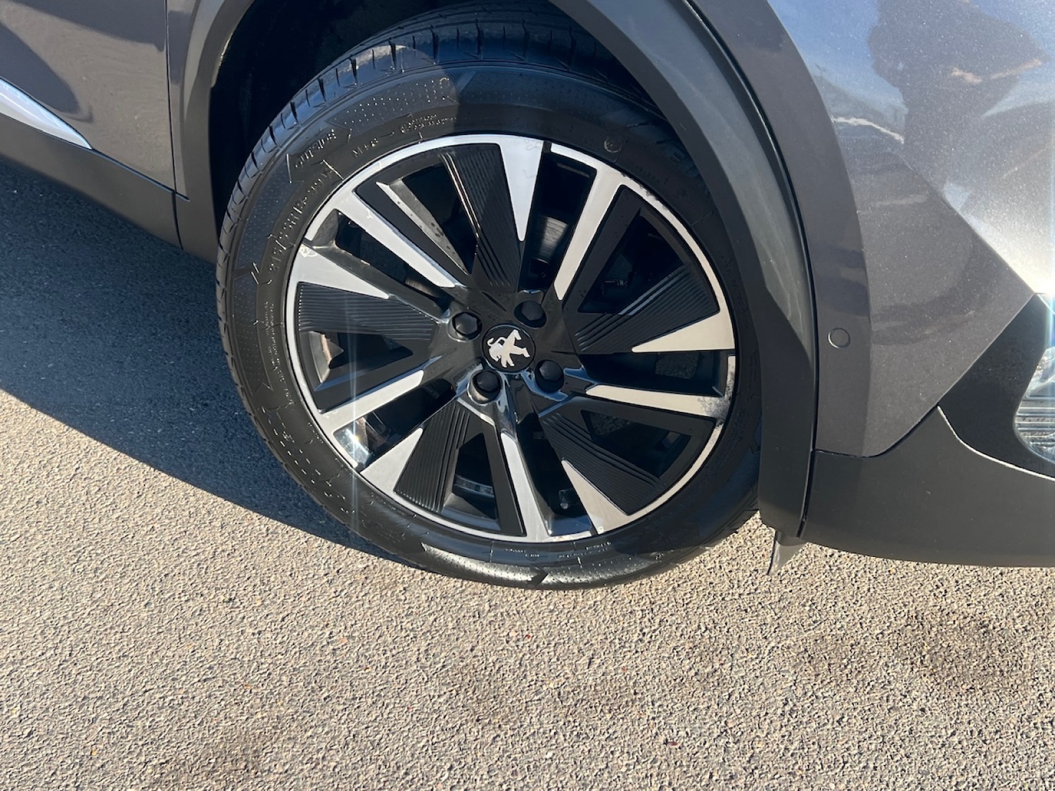 Used Peugeot 2008 2021 for sale - 77653130: Photo 3