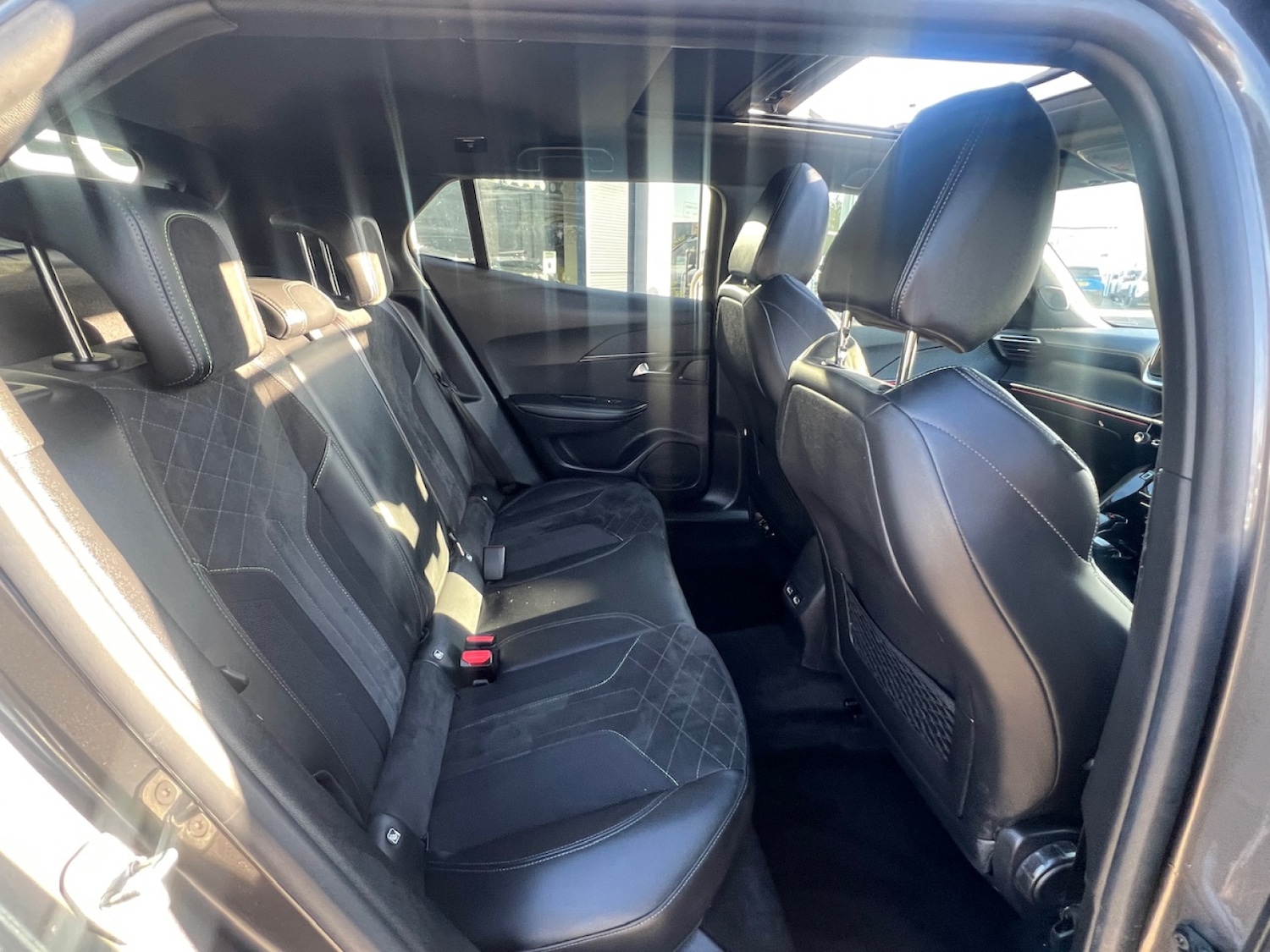 Used Peugeot 2008 2021 for sale - 77653130: Photo 9