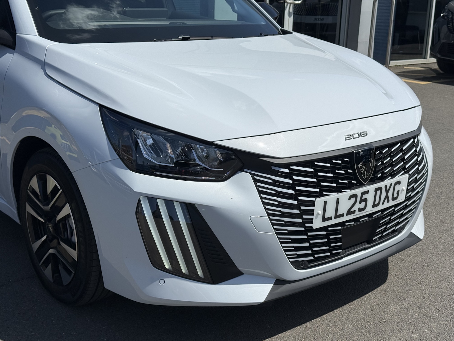 Used Peugeot 208 2025 for sale - 76960182: Photo 2