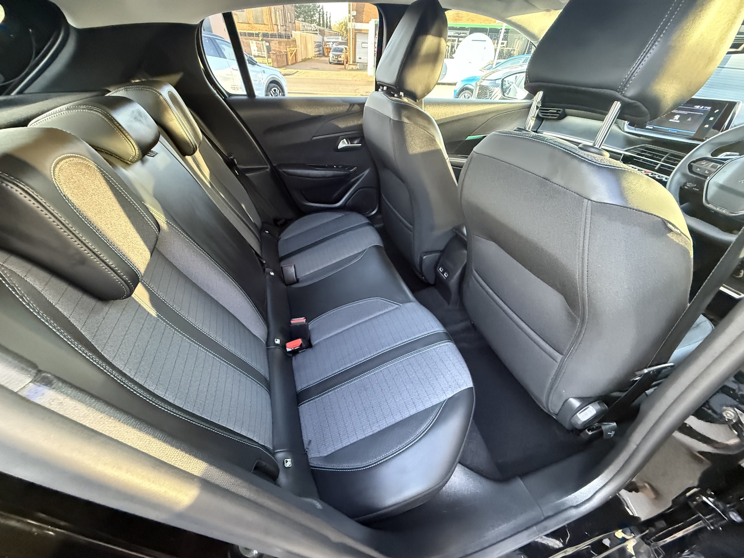 Used Peugeot 208 2023 for sale - 77965199: Photo 17