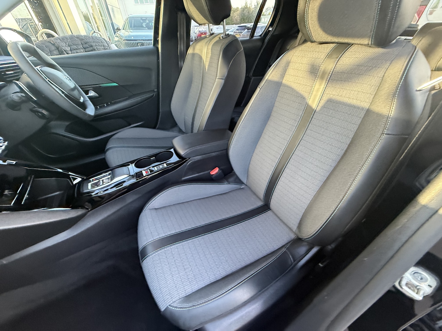 Used Peugeot 208 2023 for sale - 77965199: Photo 20