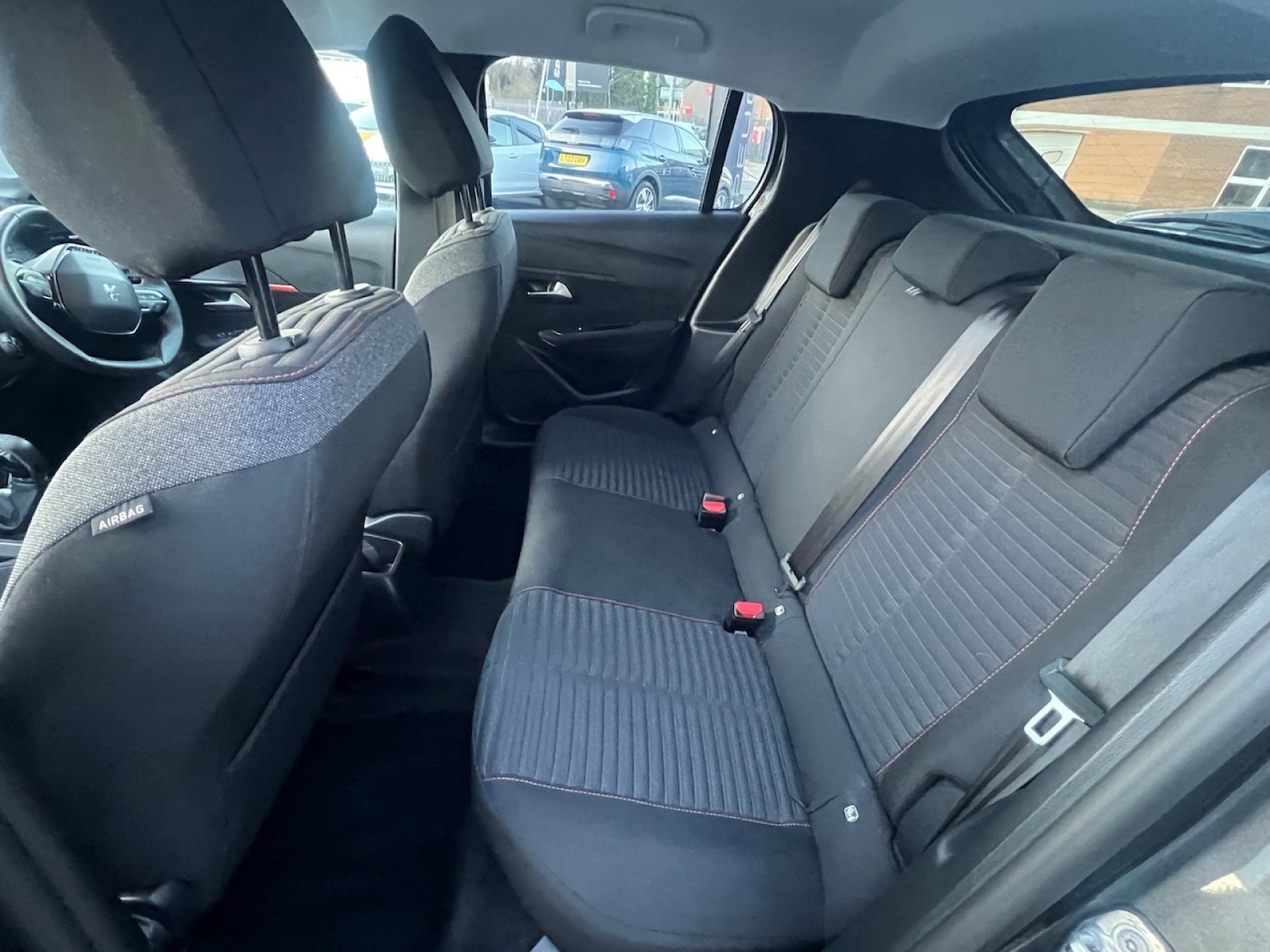 Used Peugeot 208 2022 for sale - 76749977: Photo 10