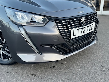 Used Peugeot 208 2022 for sale - 76749977: Photo