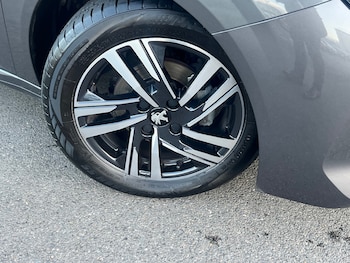 Used Peugeot 208 2022 for sale - 76749977: Photo