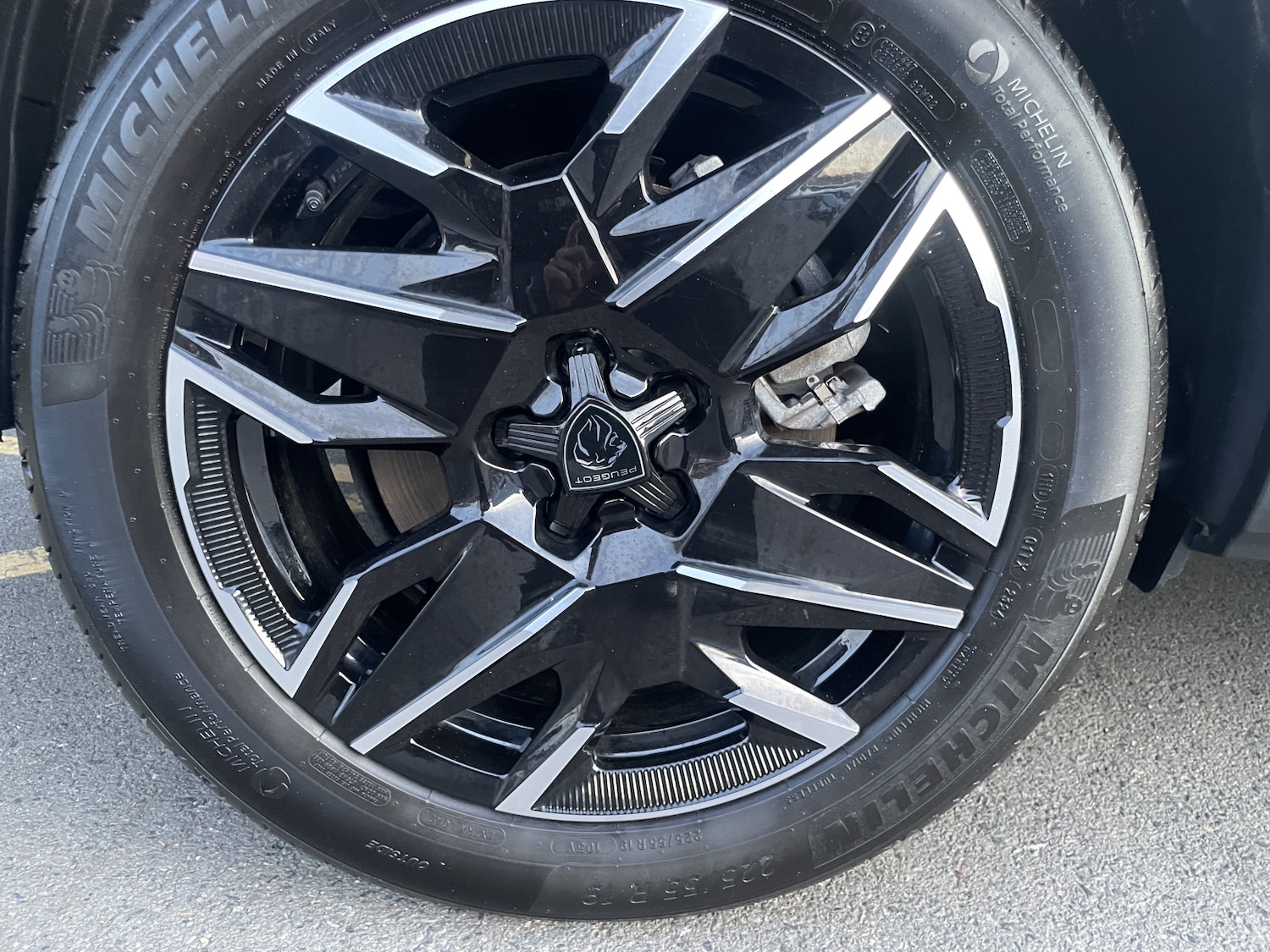 Used Peugeot 5008 2024 for sale - 77256421: Photo 3