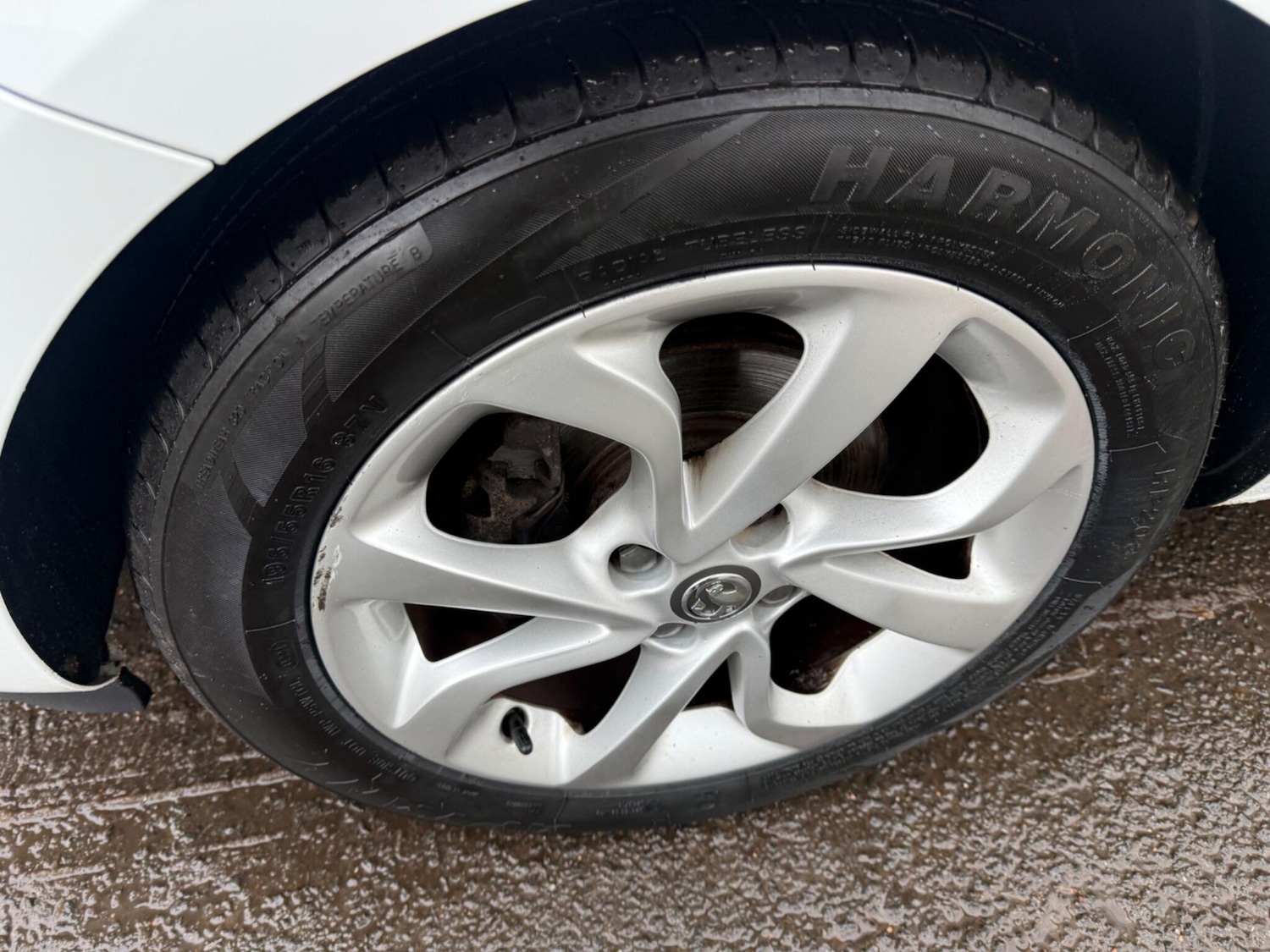 Used Vauxhall Corsa 2016 for sale - 77155752: Photo 21