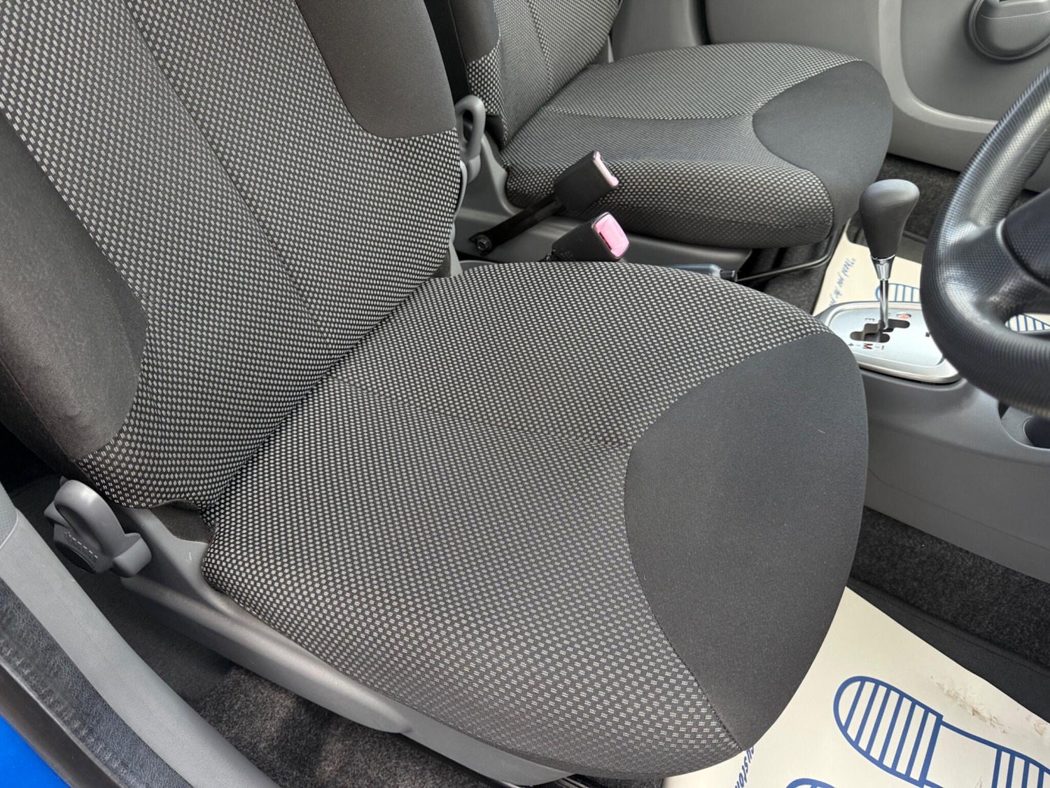 Used Toyota AYGO 2010 for sale - 77155988: Photo 14