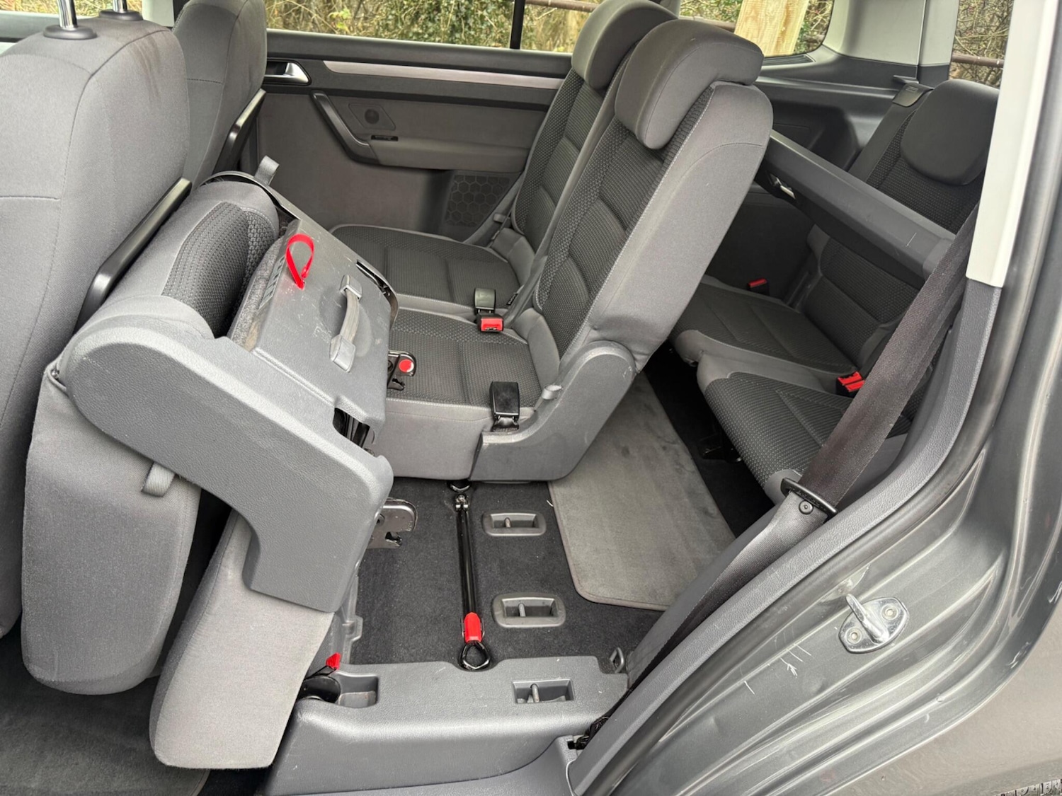 Used Volkswagen Touran 2013 for sale - 77155974: Photo 19