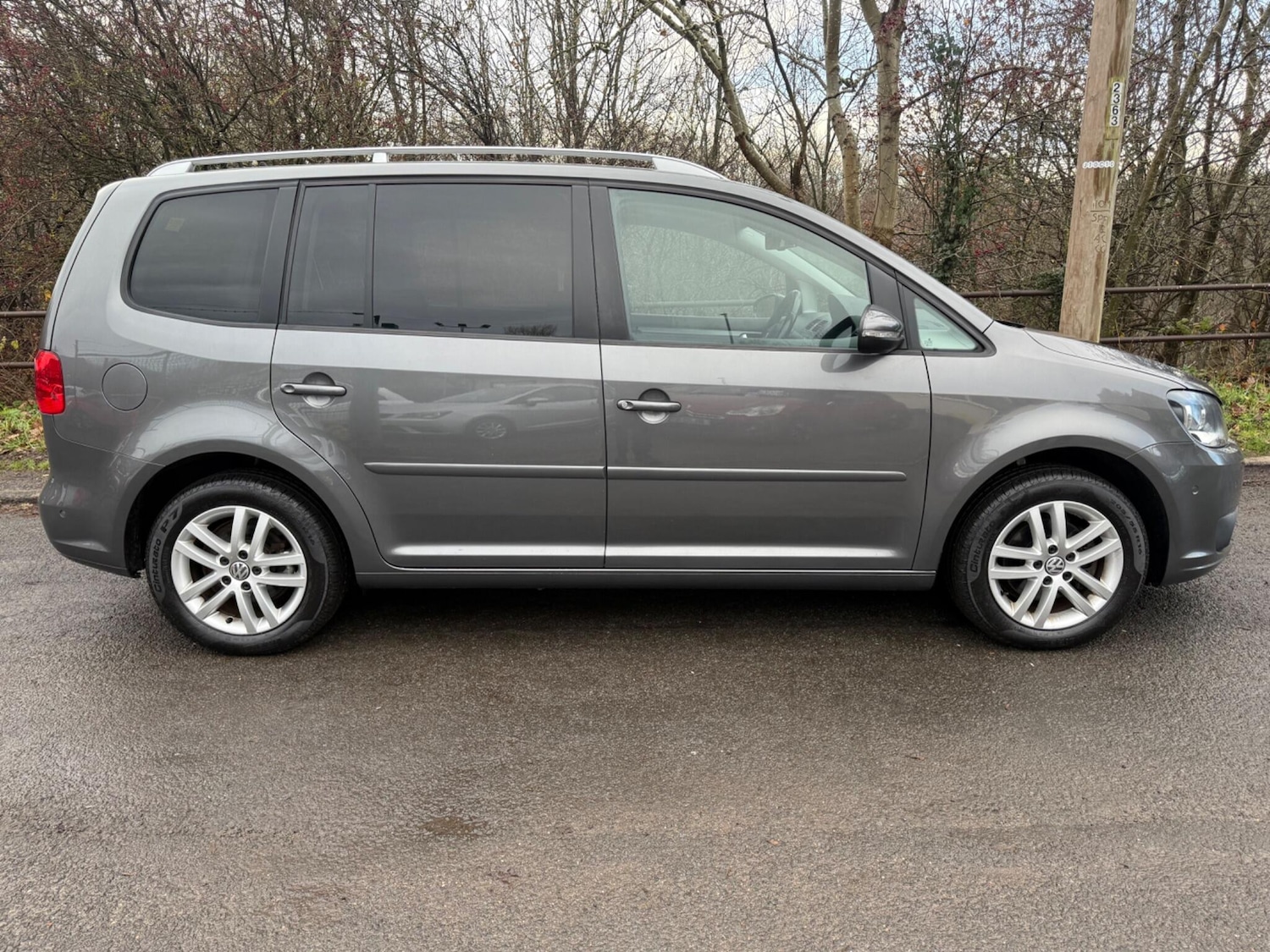 Used Volkswagen Touran 2013 for sale - 77155974: Photo 2