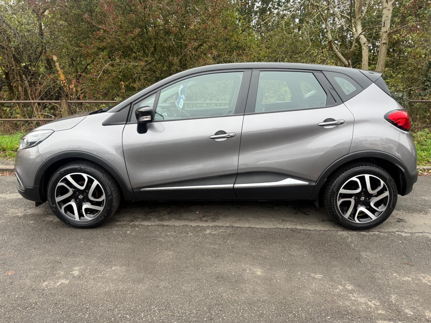 Used Renault Captur 2014 for sale - 77156629: Photo 9