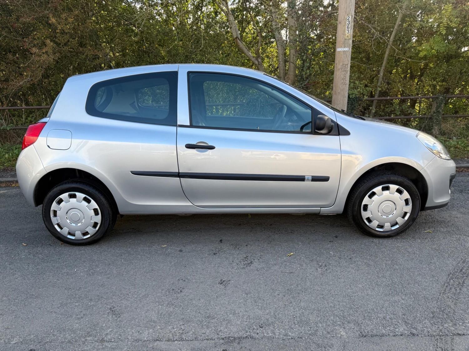 Used Renault Clio 2008 for sale - 77156741: Photo 2