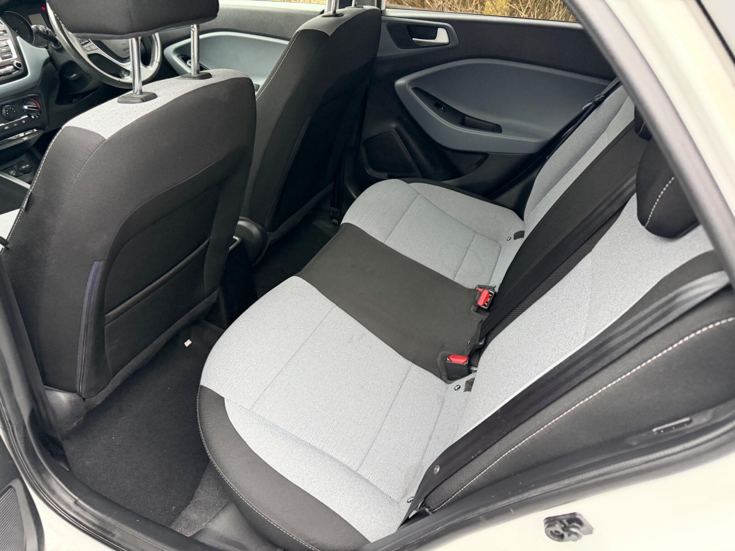 Used Hyundai i20 2016 for sale - 77304994: Photo 19