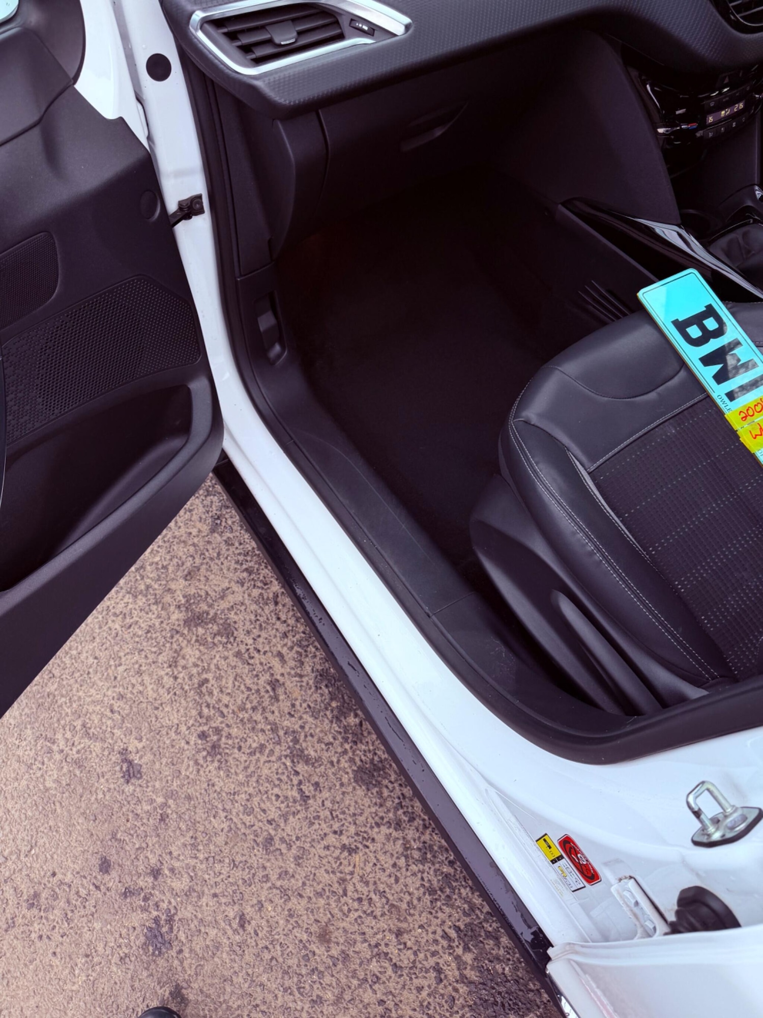 Used Peugeot 2008 2015 for sale - 77598754: Photo 16