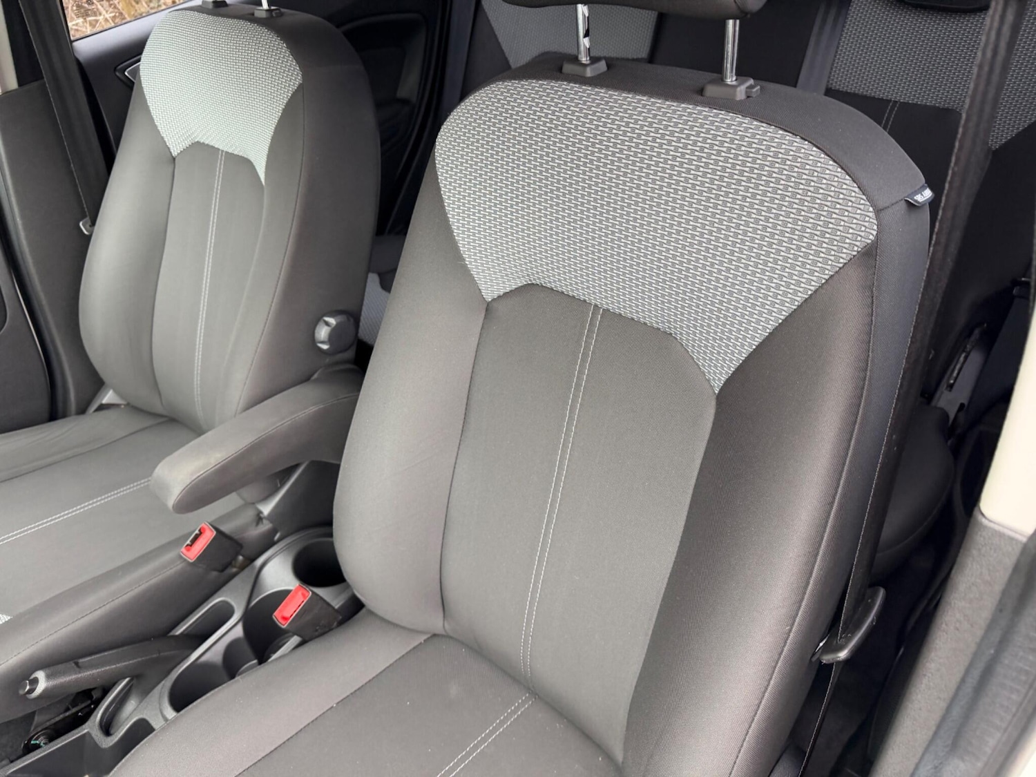 Used Ford Ecosport 2017 for sale - 77612790: Photo 18