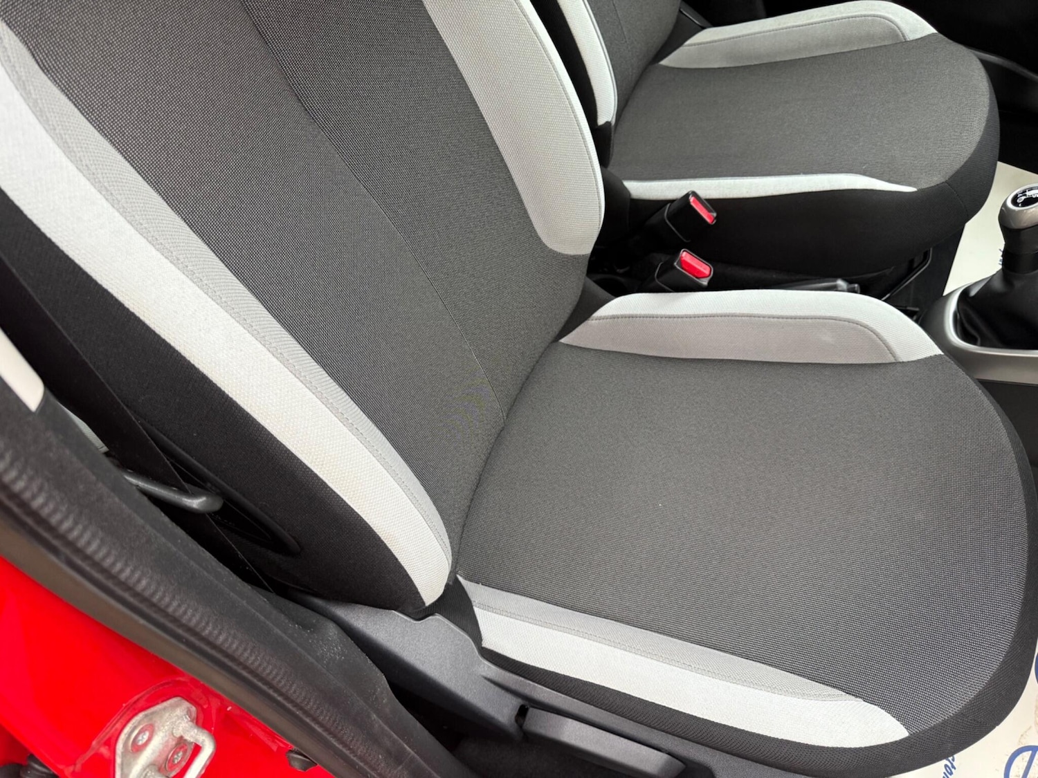 Used Toyota AYGO 2015 for sale - 77156561: Photo 11