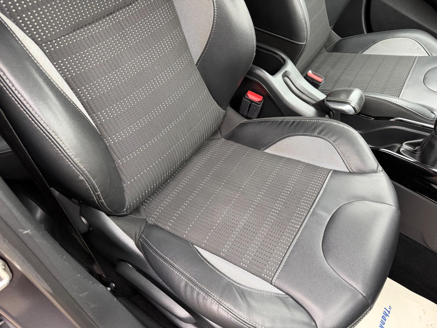 Used Peugeot 2008 2016 for sale - 77612905: Photo 20