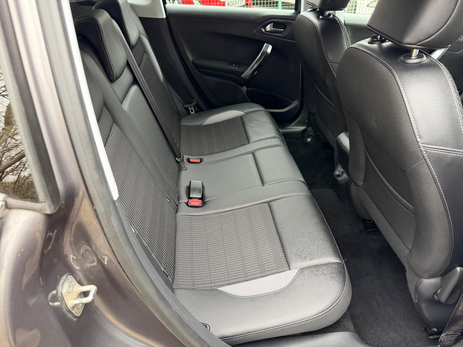 Used Peugeot 2008 2016 for sale - 77612905: Photo 22