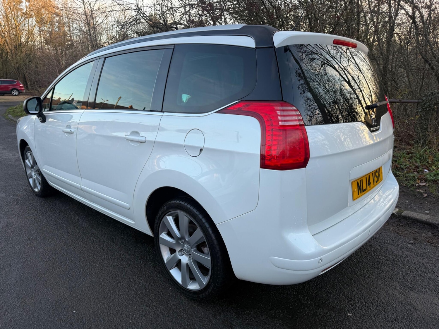 Used Peugeot 5008 2014 for sale - 77156631: Photo 11