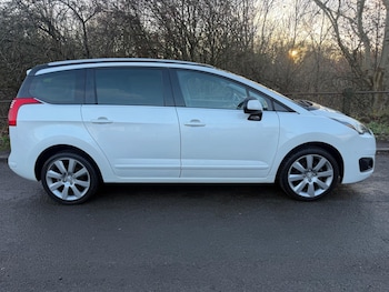 Used Peugeot 5008 2014 for sale - 77156631: Photo