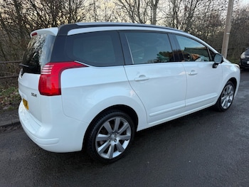 Used Peugeot 5008 2014 for sale - 77156631: Photo