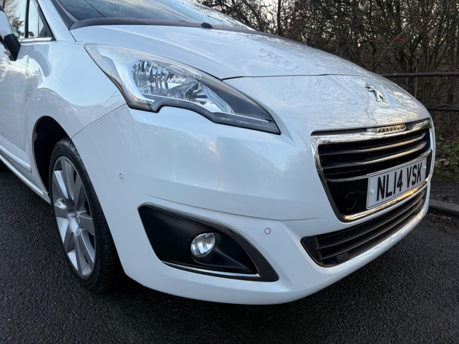 Used Peugeot 5008 2014 for sale - 77156631: Photo 4