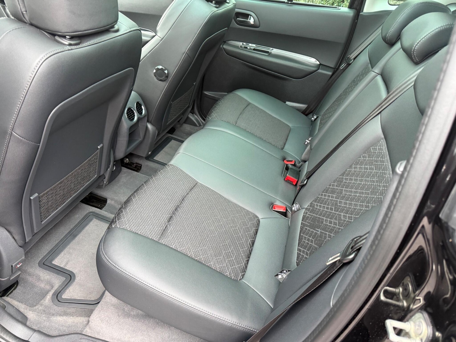 Used Peugeot 3008 2016 for sale - 77156632: Photo 20