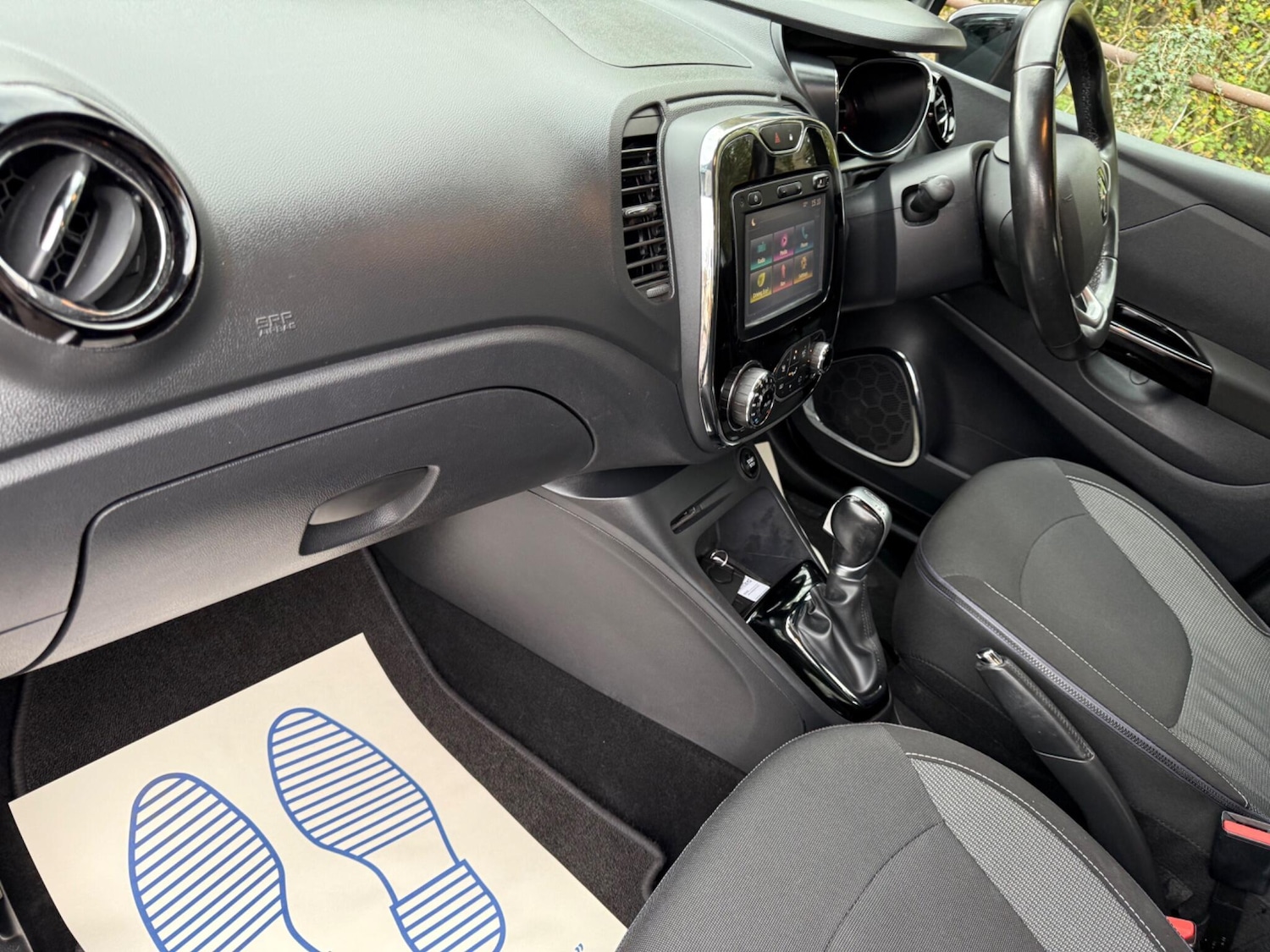 Used Renault Captur 2017 for sale - 77155772: Photo 18