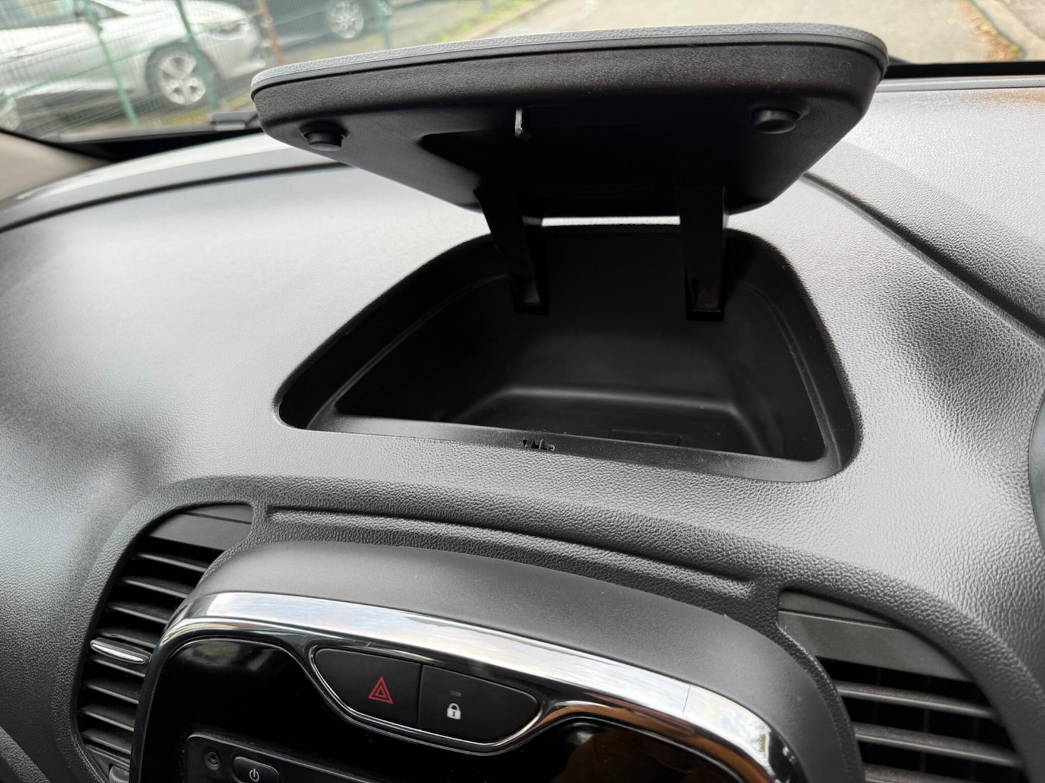 Used Renault Captur 2017 for sale - 77155772: Photo 26