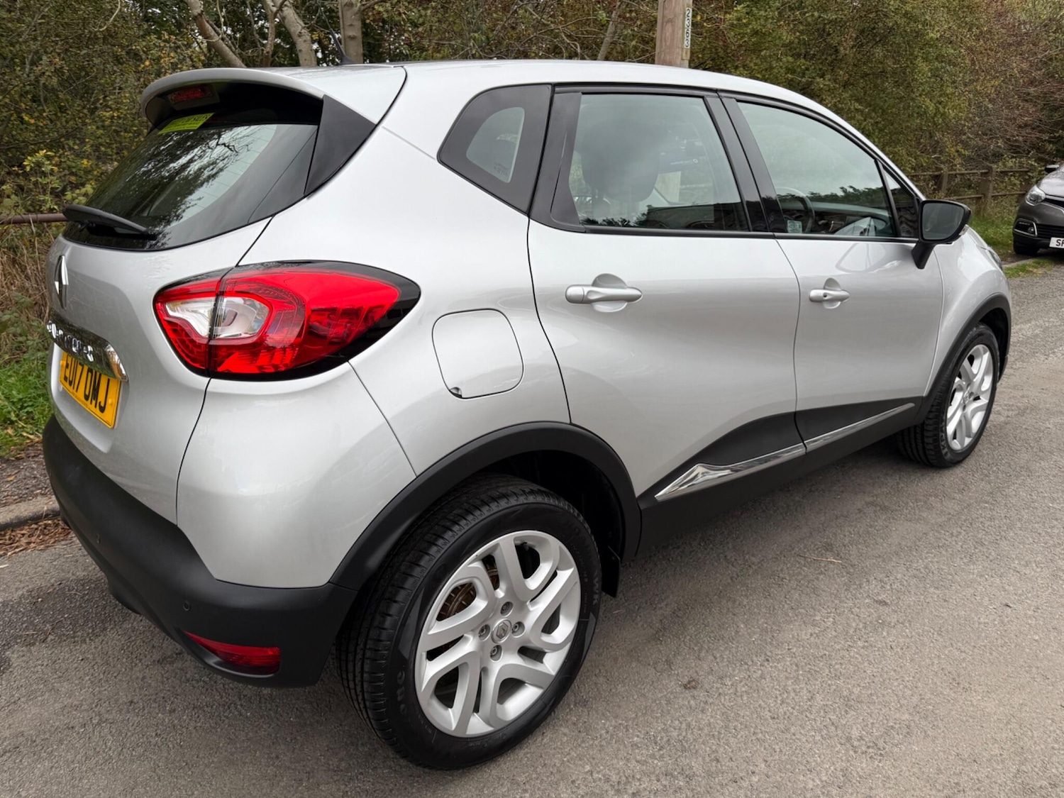 Used Renault Captur 2017 for sale - 77155772: Photo 3