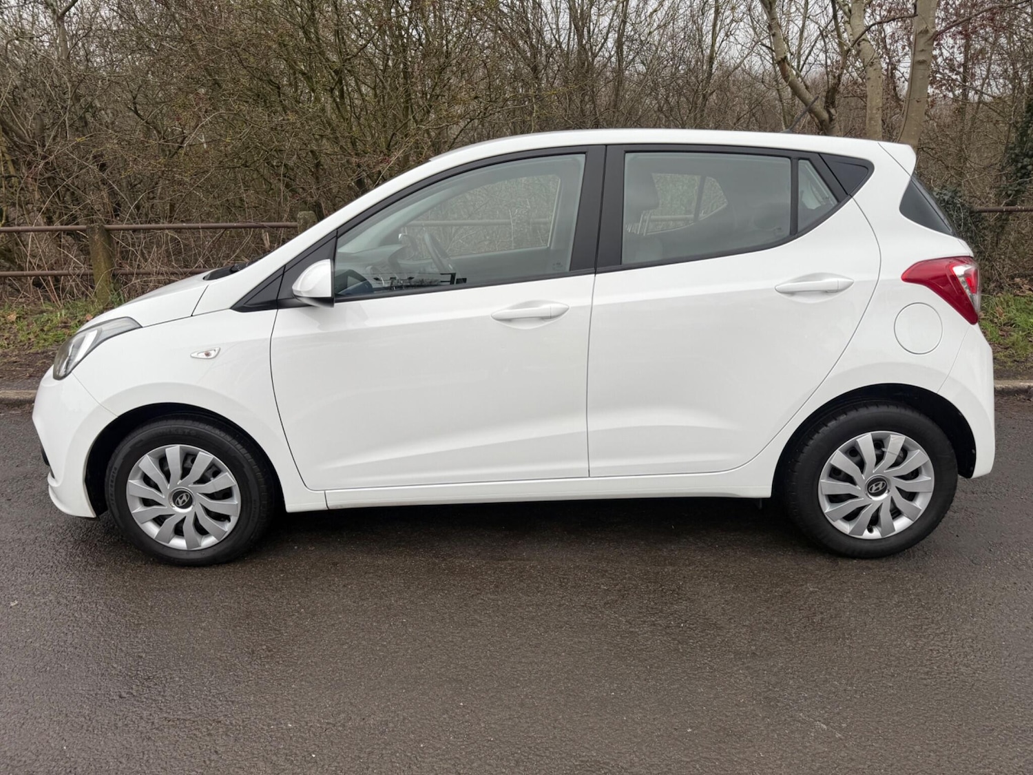 Used Hyundai i10 2016 for sale - 77291211: Photo 8
