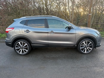 Used Nissan Qashqai 2016 for sale - 77155963: Photo