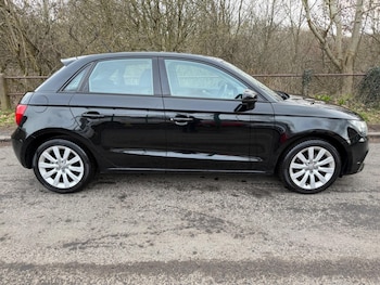 Used Audi A1 2012 for sale - 77784490: Photo