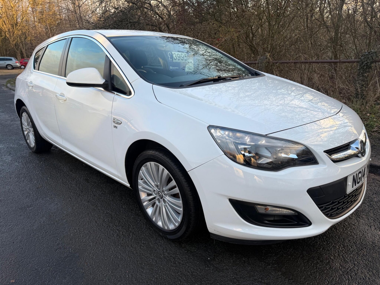 Used Vauxhall Astra 2014 for sale - 77155992: Photo 1