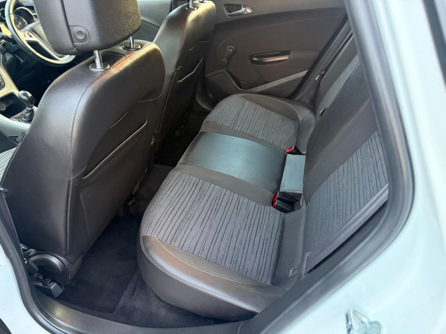 Used Vauxhall Astra 2014 for sale - 77155992: Photo 19