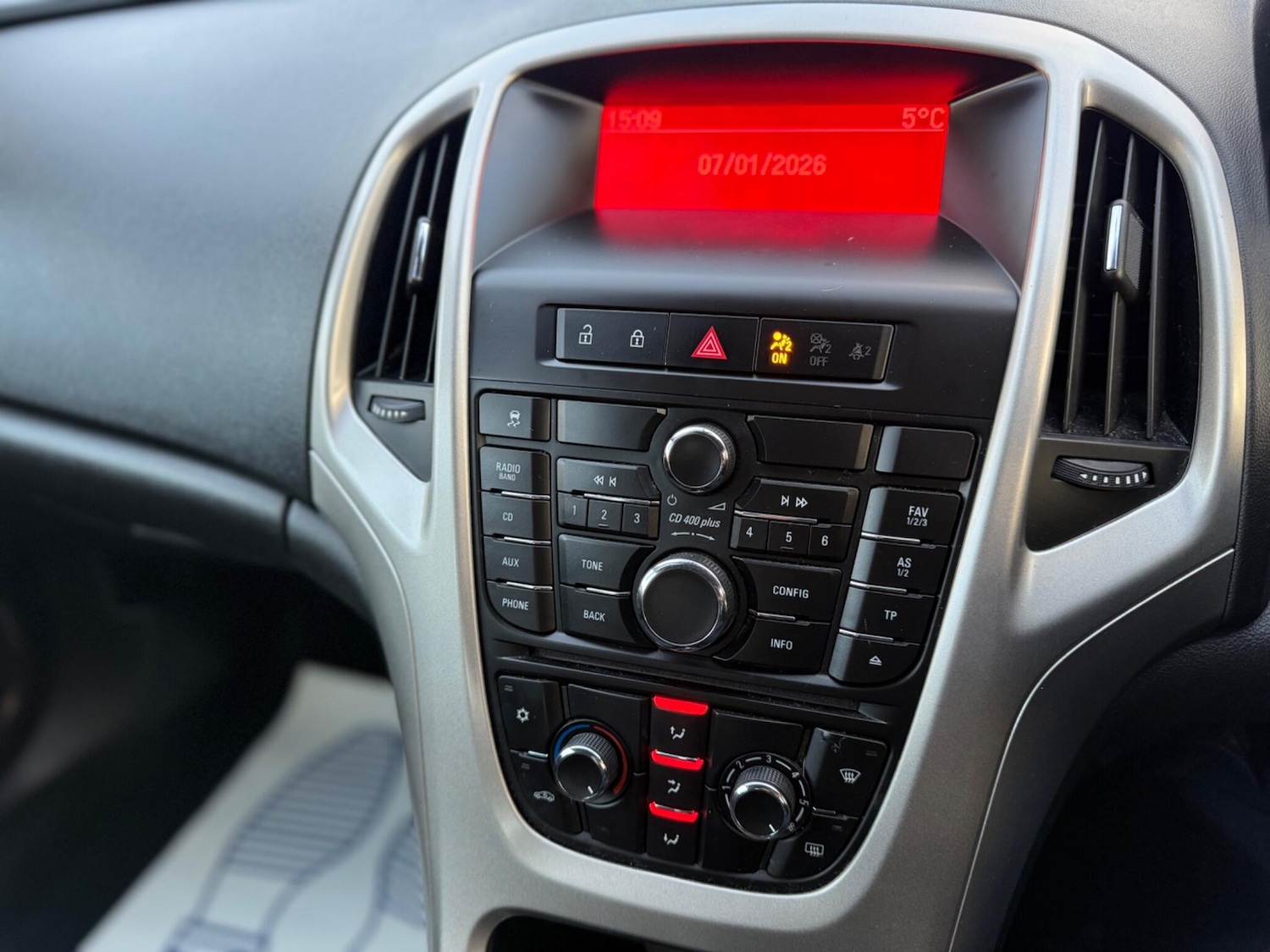 Used Vauxhall Astra 2014 for sale - 77155992: Photo 21